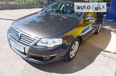 Седан Volkswagen Passat 2009 в Покровске