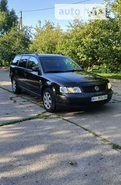 Универсал Volkswagen Passat 1998 в Гадяче