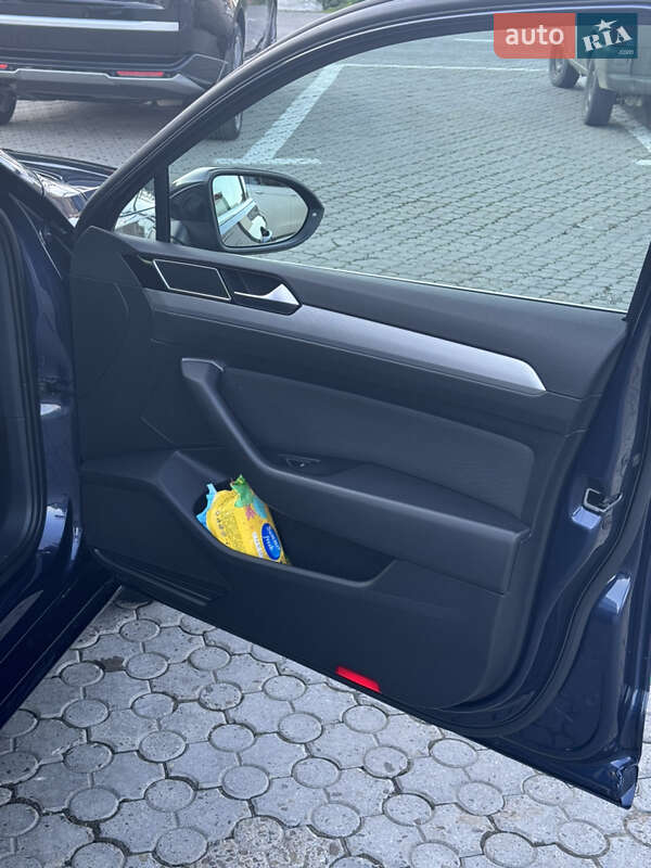 Универсал Volkswagen Passat 2016 в Черновцах