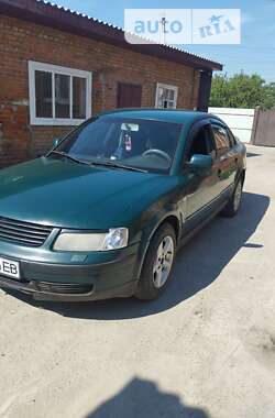 Седан Volkswagen Passat 1999 в Охтирці