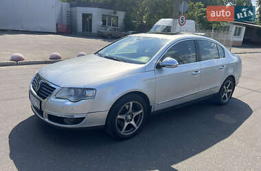 Седан Volkswagen Passat 2008 в Одессе