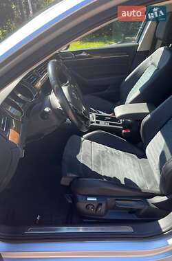 Седан Volkswagen Passat 2018 в 
