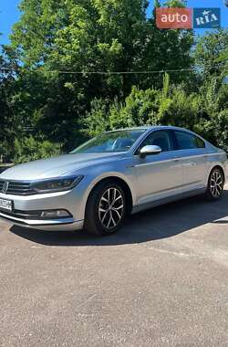 Седан Volkswagen Passat 2018 в 