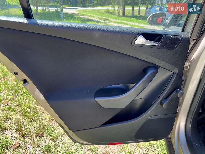 Седан Volkswagen Passat 2007 в Пирятине