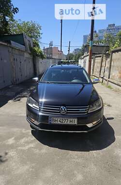 Универсал Volkswagen Passat 2014 в Одессе