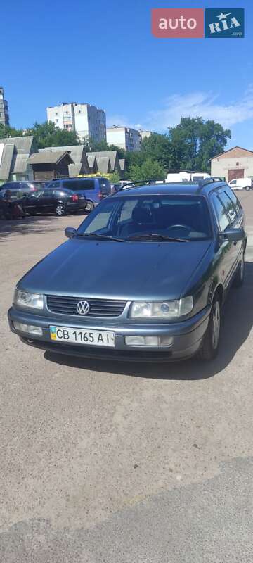 Универсал Volkswagen Passat 1995 в Чернигове