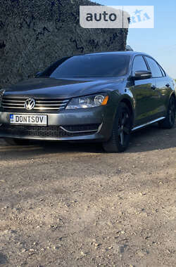 Седан Volkswagen Passat 2012 в Софіївській Борщагівці