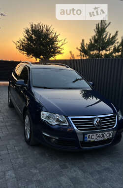 Универсал Volkswagen Passat 2009 в Луцке