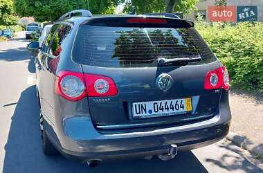 Универсал Volkswagen Passat 2009 в Киеве