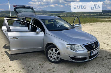 Універсал Volkswagen Passat 2008 в Івано-Франківську