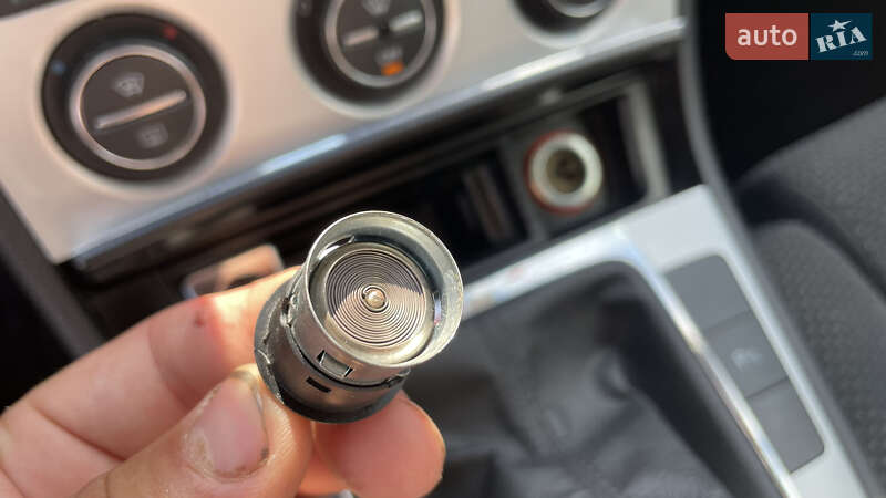 Универсал Volkswagen Passat 2008 в Долине