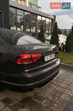 Седан Volkswagen Passat 2016 в 