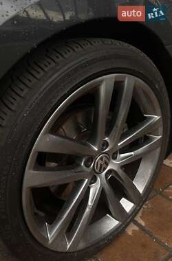 Седан Volkswagen Passat 2016 в 
