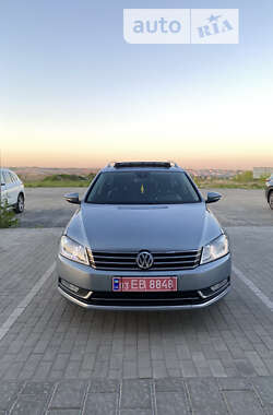 Универсал Volkswagen Passat 2013 в Ровно