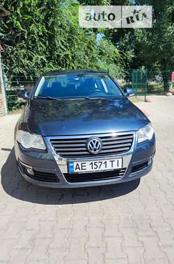 Седан Volkswagen Passat 2007 в Кривом Роге