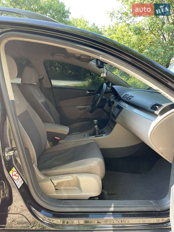 Універсал Volkswagen Passat 2007 в Києві