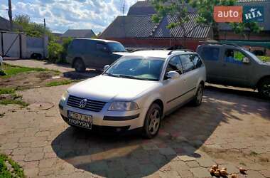 Универсал Volkswagen Passat 2003 в Кривом Роге