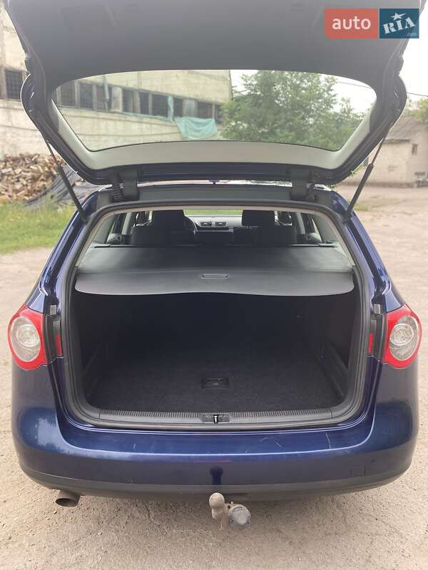 Универсал Volkswagen Passat 2006 в Терновке