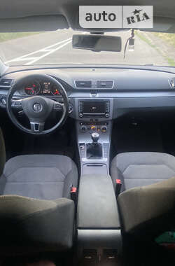 Универсал Volkswagen Passat 2012 в Черкассах