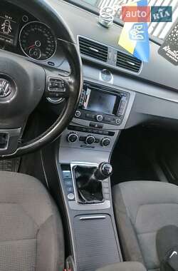 Универсал Volkswagen Passat 2014 в Житомире