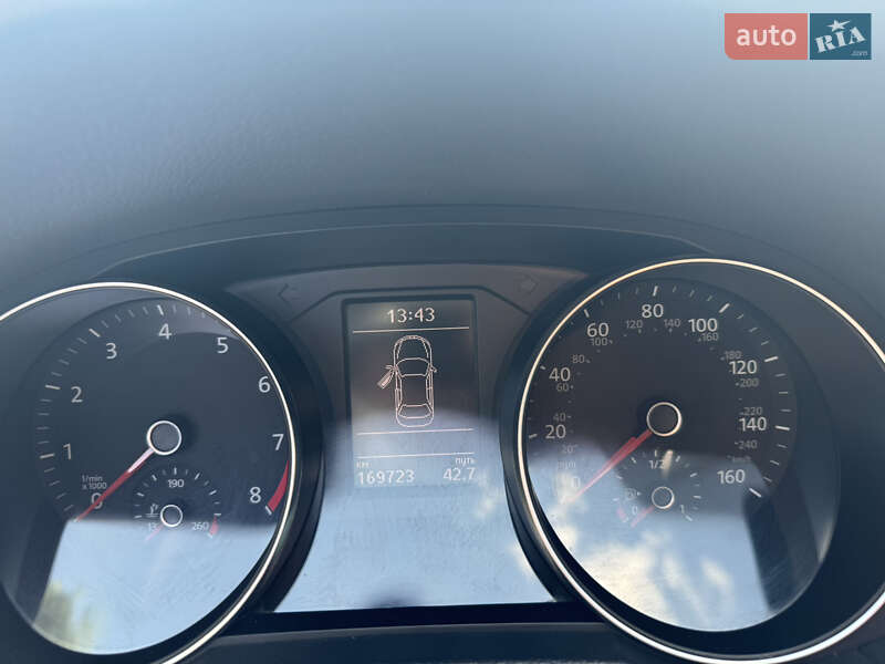 Седан Volkswagen Passat 2016 в Кропивницком