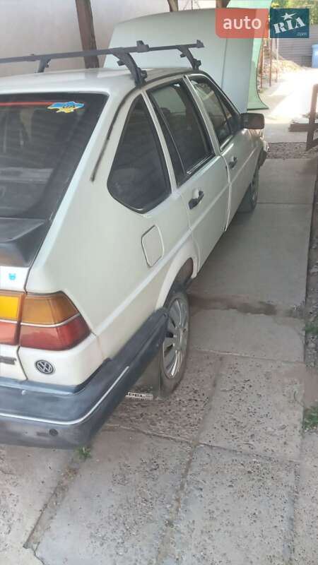 Хэтчбек Volkswagen Passat 1986 в Виноградове