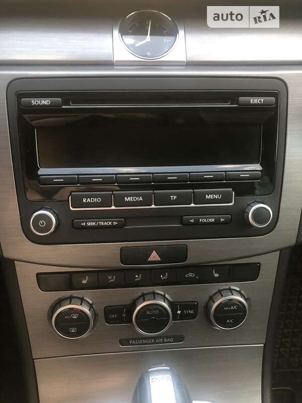 Универсал Volkswagen Passat 2012 в Ивано-Франковске фото 3 Универсал Volkswagen Passat 2012 в Ивано-Франковске