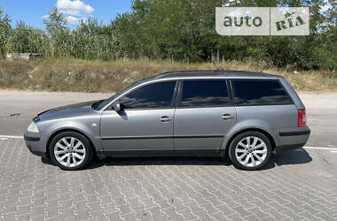 Универсал Volkswagen Passat 2003 в Виннице