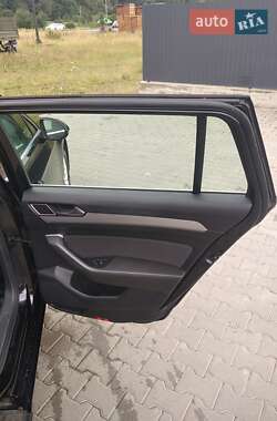Универсал Volkswagen Passat 2016 в 