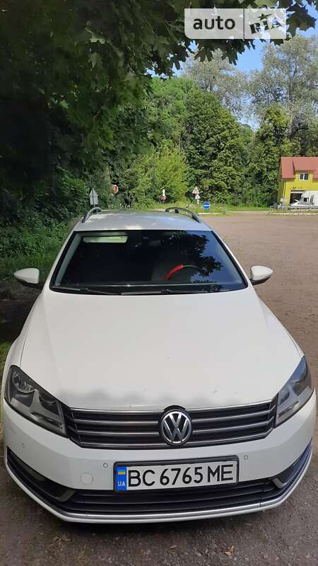Универсал Volkswagen Passat 2011 в Львове