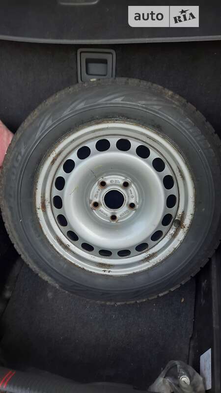 Универсал Volkswagen Passat 2011 в Львове