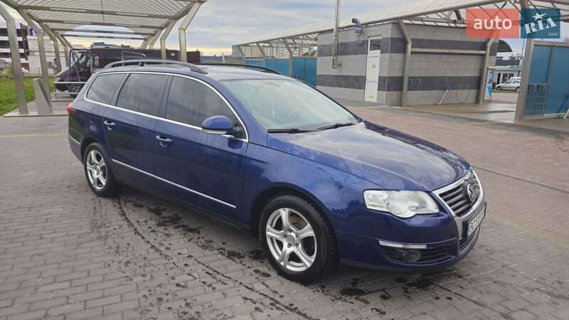 Универсал Volkswagen Passat 2010 в Шептицькому