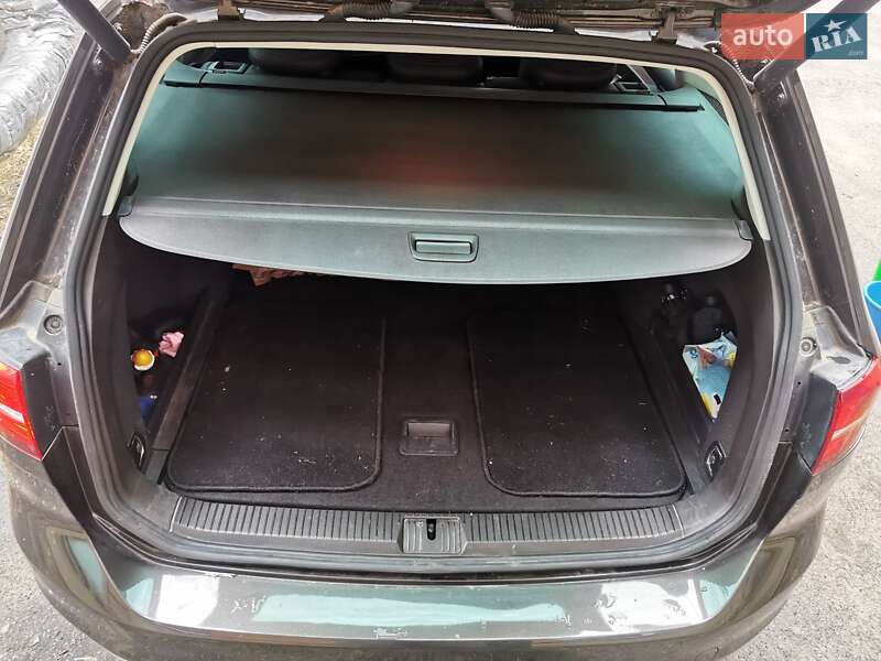 Универсал Volkswagen Passat 2016 в Днепре