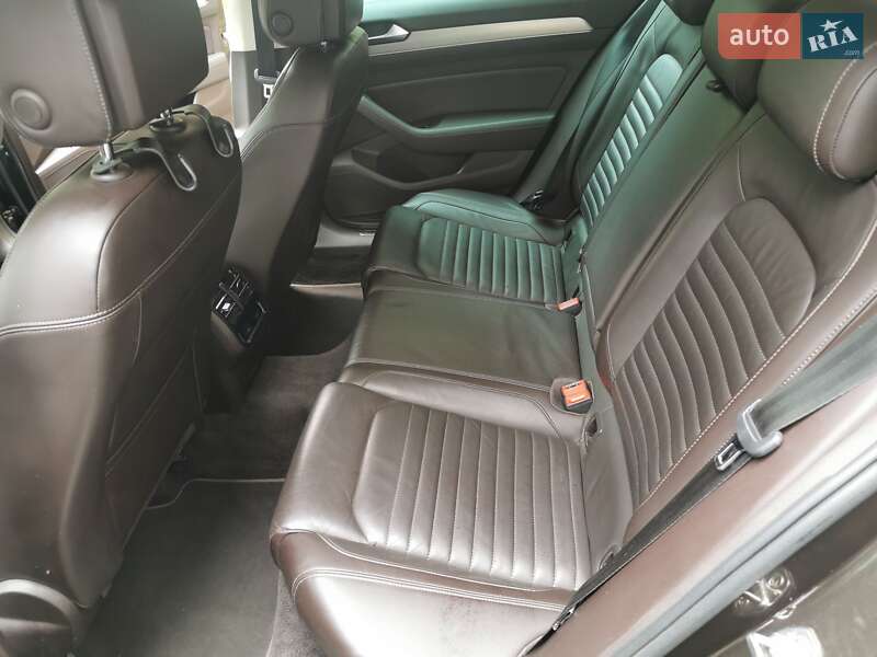 Универсал Volkswagen Passat 2016 в Днепре