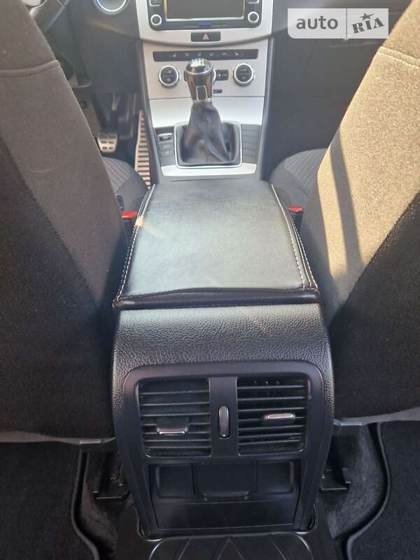 Седан Volkswagen Passat 2012 в Тернополе фото 7 Седан Volkswagen Passat 2012 в Тернополе