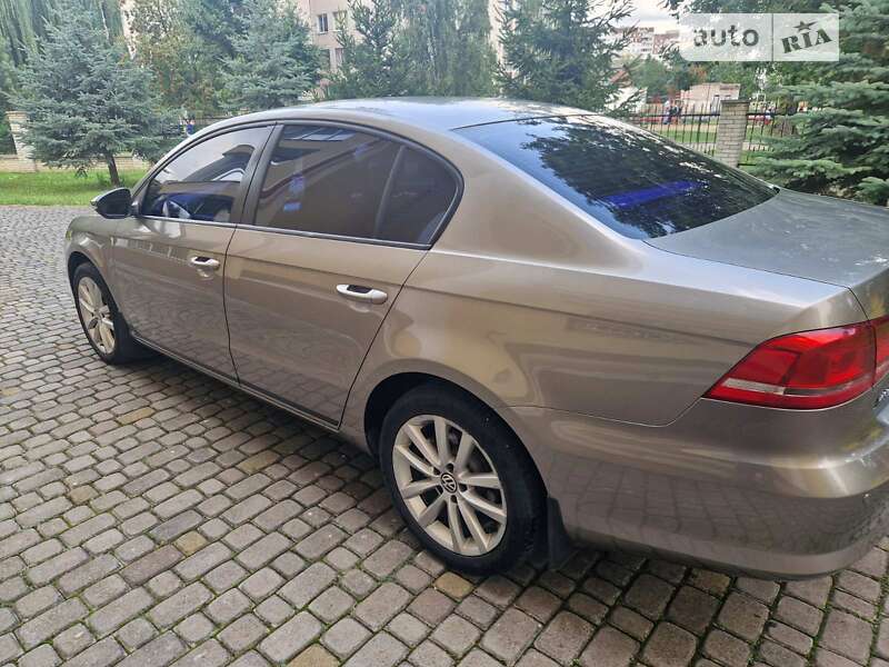 Седан Volkswagen Passat 2012 в Тернополе фото 18 Седан Volkswagen Passat 2012 в Тернополе