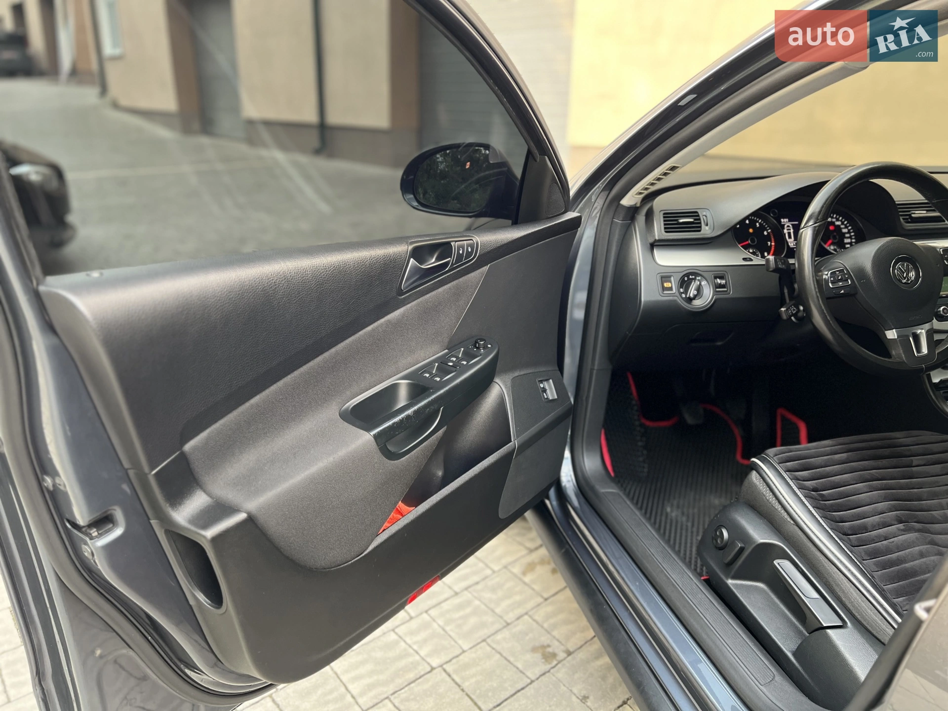 2010 Volkswagen Passat - мініатюра 35
