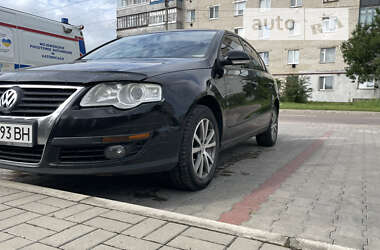 Седан Volkswagen Passat 2008 в Сарнах