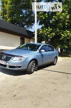 Седан Volkswagen Passat 2010 в Измаиле