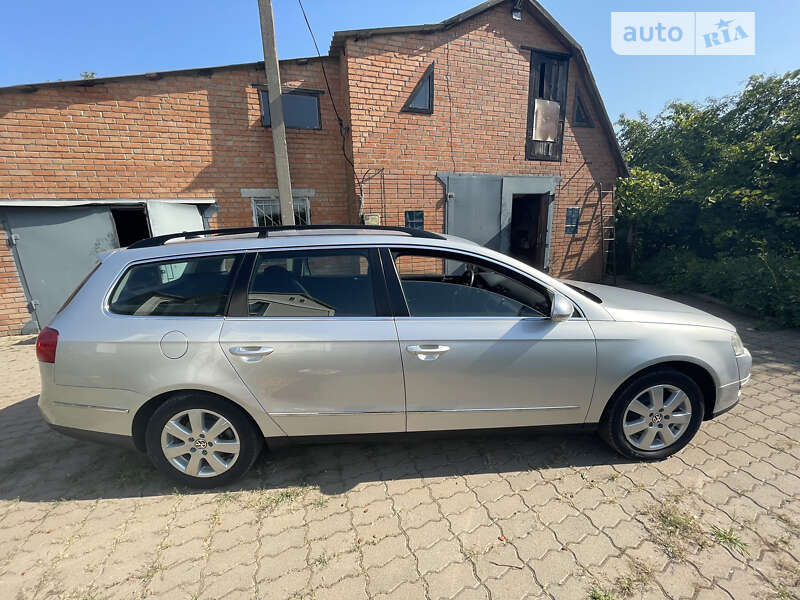 Универсал Volkswagen Passat 2009 в Полтаве