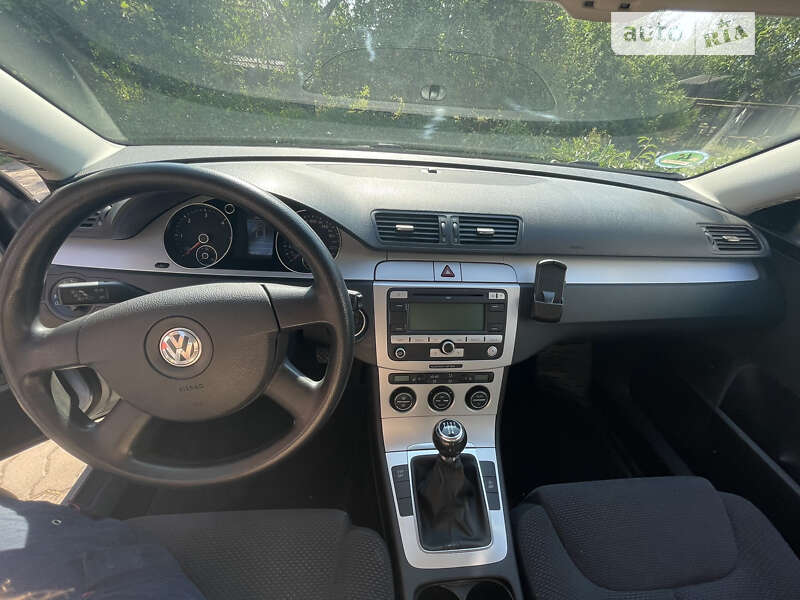 Универсал Volkswagen Passat 2009 в Полтаве