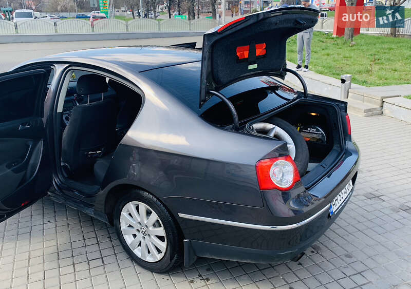 Седан Volkswagen Passat 2005 в Кропивницком фото 27 Седан Volkswagen Passat 2005 в Кропивницком
