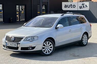 Универсал Volkswagen Passat 2008 в Нововолынске