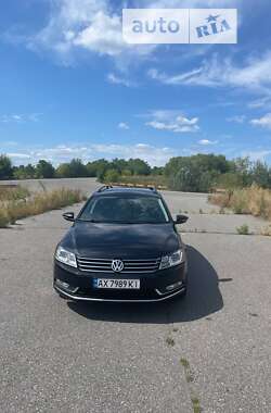 Універсал Volkswagen Passat 2014 в Дніпрі