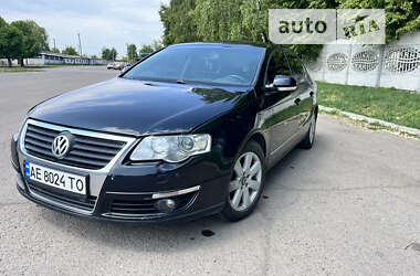 Седан Volkswagen Passat 2005 в Соленом