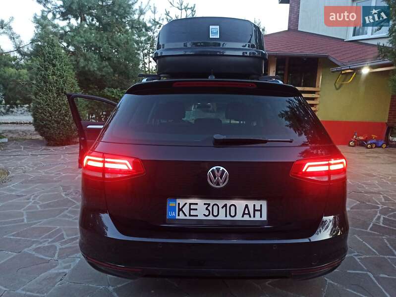 Універсал Volkswagen Passat 2015 в Дніпрі