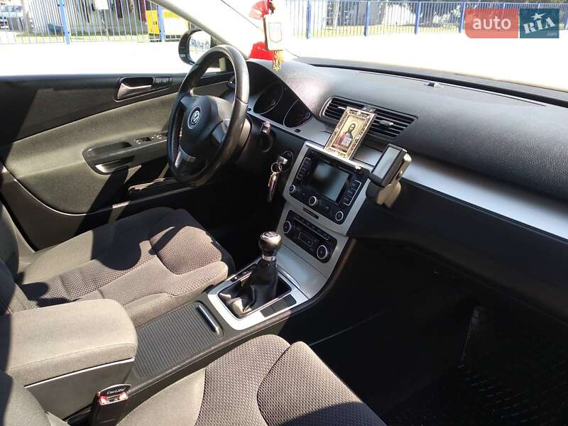 Универсал Volkswagen Passat 2010 в Ковеле