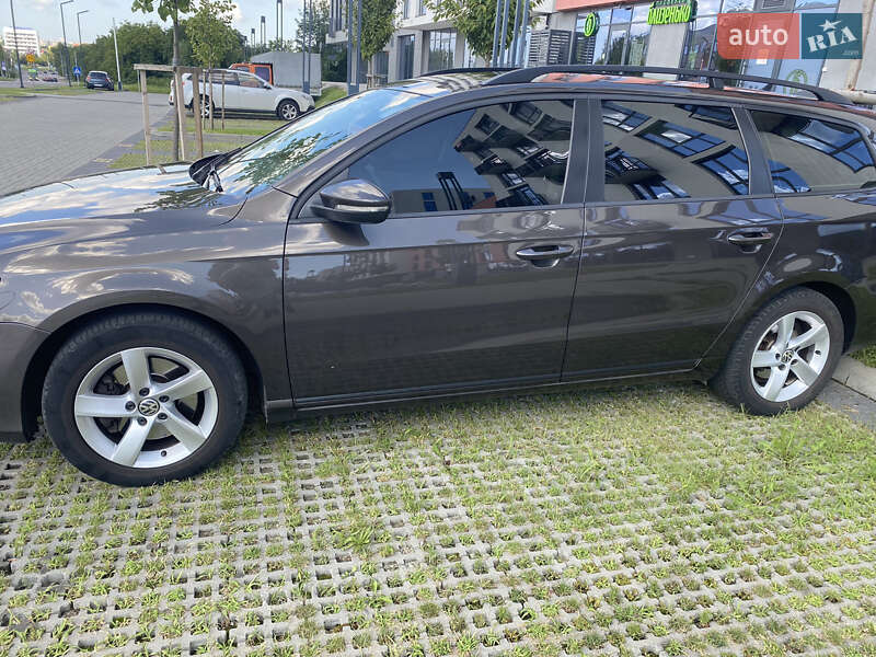 Универсал Volkswagen Passat 2014 в Львове