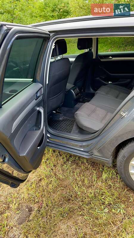 Универсал Volkswagen Passat 2015 в Украинке