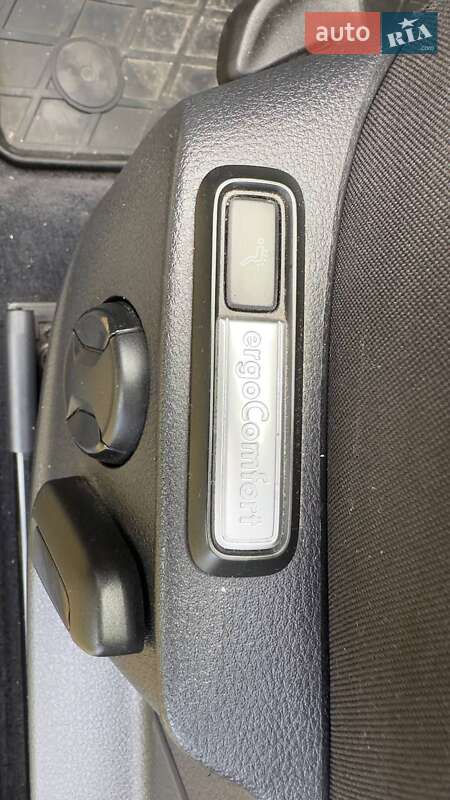 Универсал Volkswagen Passat 2015 в Украинке